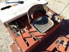 E-902 International 275 Swather