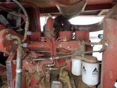 E-426 Heston 8400 Swather