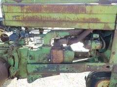 E-1051 1951 John Deere G Tractor