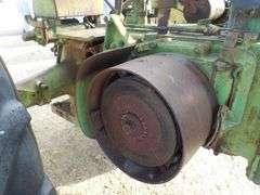 E-1051 1951 John Deere G Tractor