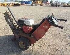 E-680 Ditch Witch Trencher