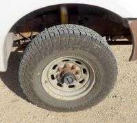 E-736  2001 Ford F-250 Pickup