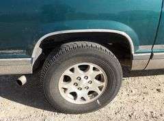 E-297 1996 Chevy Suburban