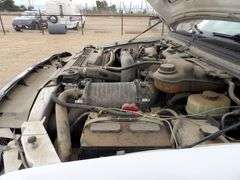 E-173 2004 Ford F-250 Extended Cab Flatbed Pickup