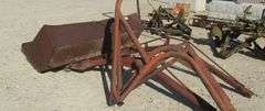 E-967 David Bradley Loader Attachment