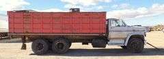 E-1061 1981 Chevy Dump Truck