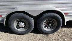 E-660 2001 Cherokee 24' LQ Horse Trailer