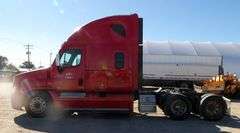 E-707 2010 Freightliner Cascadia Truck Tractor
