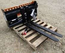 E-188  Wolverine Hydraulic Slide SS Pallet Forks