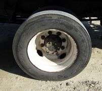 E-908  2008 Ford F-650 Roll Back Truck