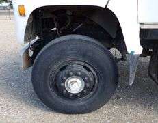 E-131 1986 Ford 8000 Commodity Truck