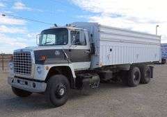E-131 1986 Ford 8000 Commodity Truck