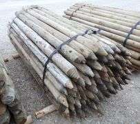 E-613 Wooden Fence Posts