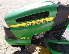 E-573 John Deere LA115 Riding Lawn Mower