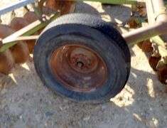 E-1090 Pull Type Tandem Disc 8'