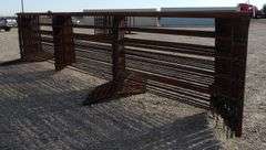 E-556 Heavy Duty 24' Freestanding Panels