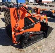 E-232 Land Hero Mini Skid Steer