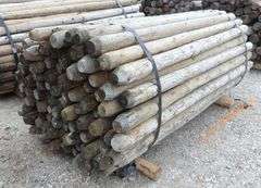 E-610 Wooden Fence Posts
