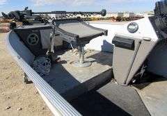 E-659 1992 Lund 16' Boat