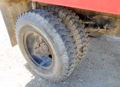 E-1062 1977 IH Loadstar 1600 Dump Truck