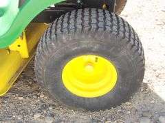 E-573 John Deere LA115 Riding Lawn Mower