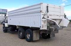 E-131 1986 Ford 8000 Commodity Truck