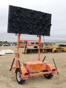 E-418 Solar Traffic Arrowboard