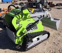 E-231 Land Hero Mini Skid Steer