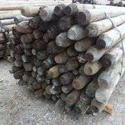 E-610 Wooden Fence Posts