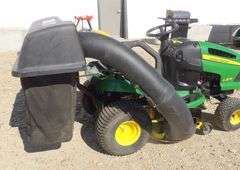 E-573 John Deere LA115 Riding Lawn Mower