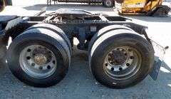 E-707 2010 Freightliner Cascadia Truck Tractor