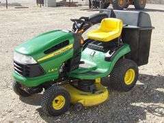E-573 John Deere LA115 Riding Lawn Mower