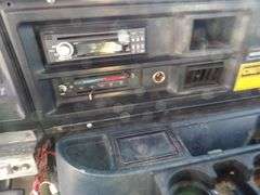 E-296 1990 Ford F350 Econoline Van