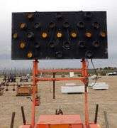 E-418 Solar Traffic Arrowboard