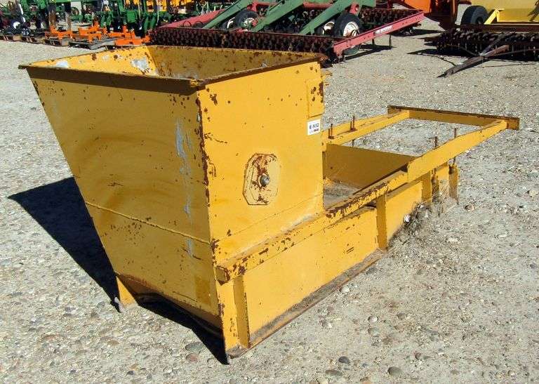 E-932 Curbing Attachment