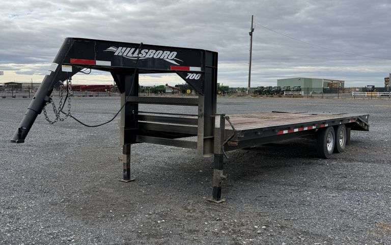 R-114 2007 Hillsboro 700 Flatbed Trailer