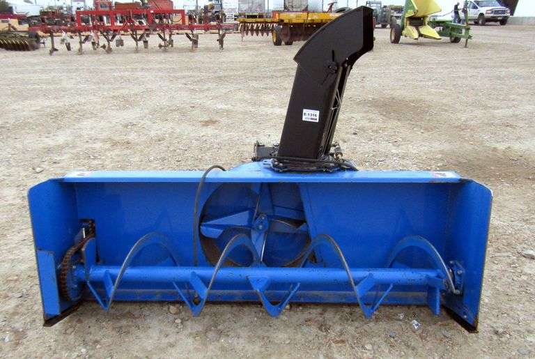 E-1316 New Holland Snow Blower