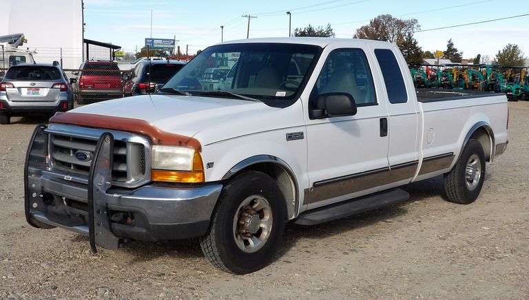 E-1450 1999 Ford F-250 Extended Cab Pickup