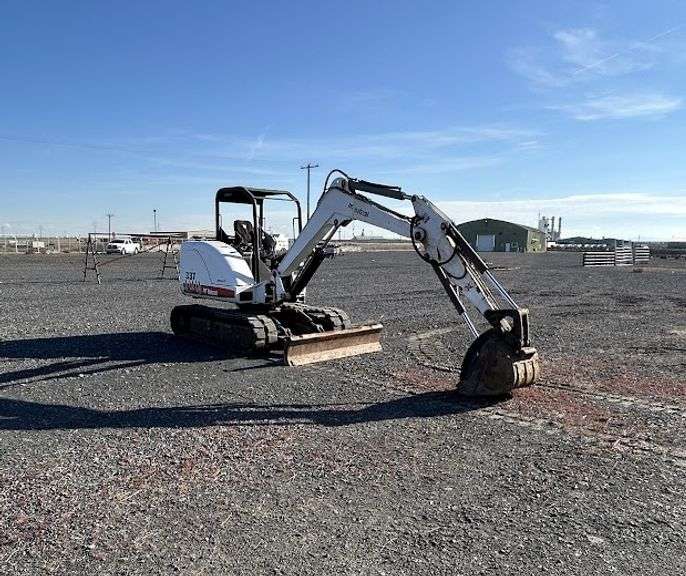 R-109 Bobcat 337 Mini Excavator