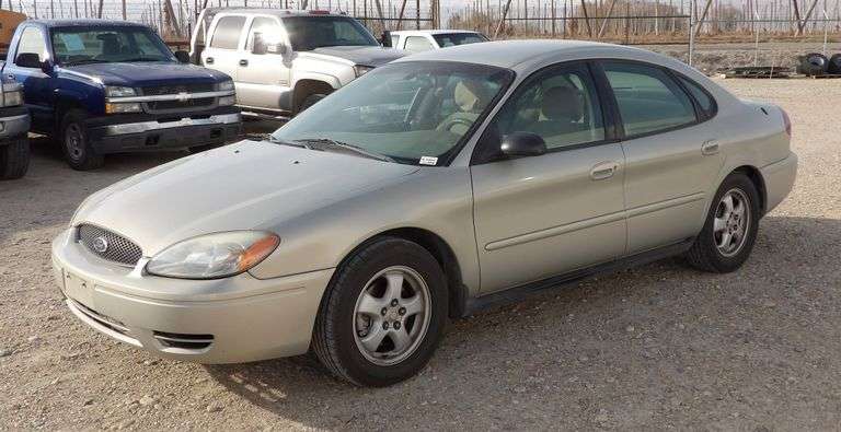 E-1454  2007 Ford Taurus