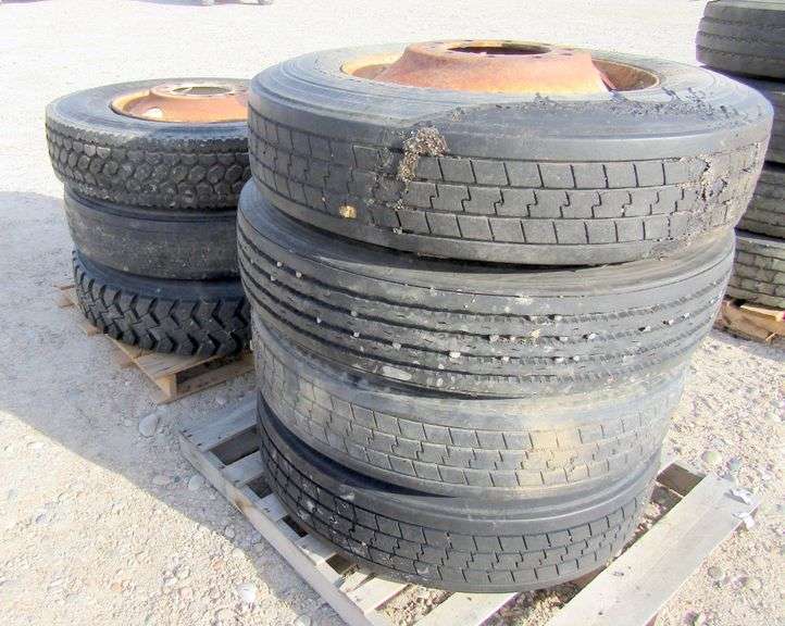 E-1300  Tires & Wheels