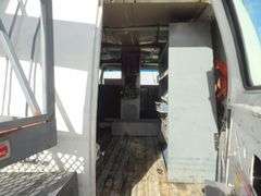 E-296 1990 Ford F350 Econoline Van