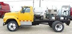E-1331 1995 Ford F-Series Cab & Chassis Truck