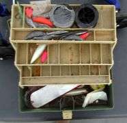 E-1302  Scooter / Tackle Box