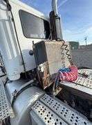 R-261 1996 Freightliner 120 FLD Truck Tractor