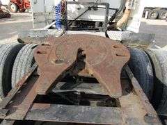 E-1271 1995 Volvo Semi Truck