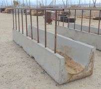 E-1420  Portable Concrete Feed Bunk