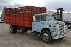 E-1332 1968 International 1600 Dump Truck