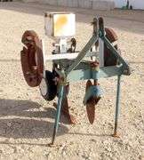 E-1277  3-Point Gopher Baiter