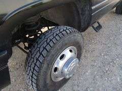 E-1438 2001 Dodge Ram 3500 Flatbed Pickup